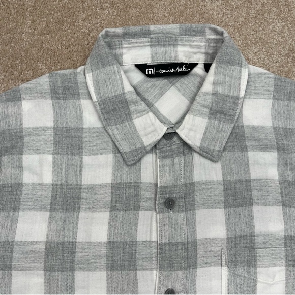 Travis Mathew Shirt Adult Medium Gray White Button Up Plaid Flannel Preppy Men - Picture 3 of 15